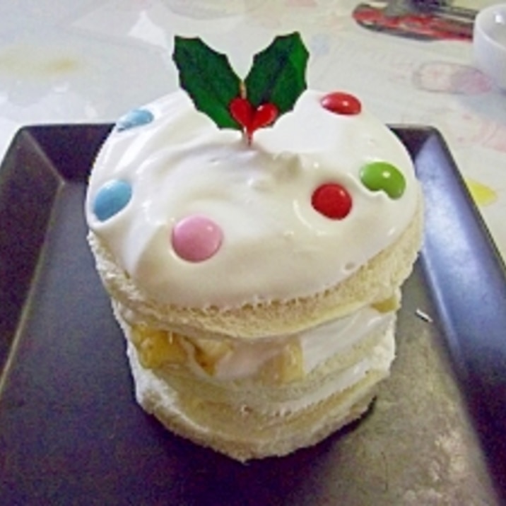 食パンで 子供と作れる簡単な クリスマスケーキ レシピ 作り方 By へんてこぽこりんママ 楽天レシピ
